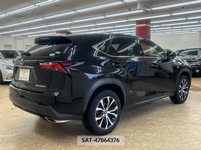Lexus NX 2015-06 299724-16