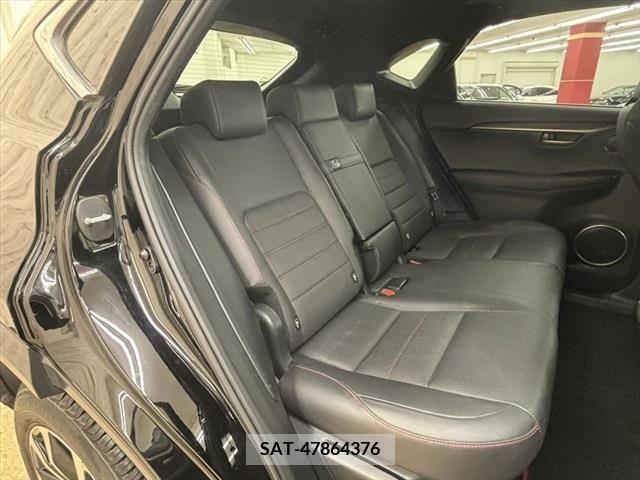 Lexus NX 2015-06 299724-7