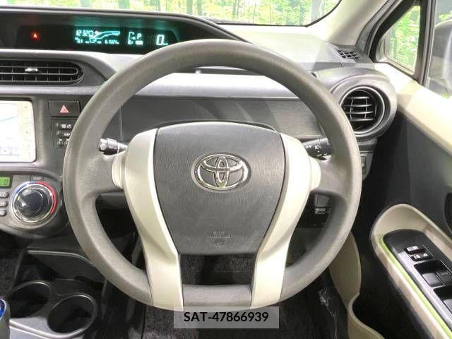 Toyota AQUA 2013-12 356311-11