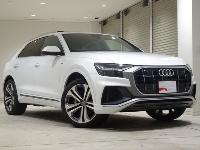 Audi Q8 2020-10 10777-4