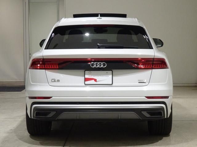 Audi Q8 2020-10 10777-3