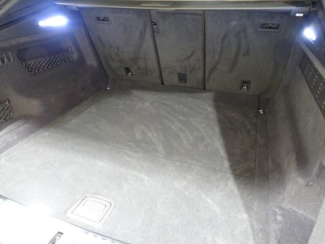Audi Q8 2020-10 10777-19