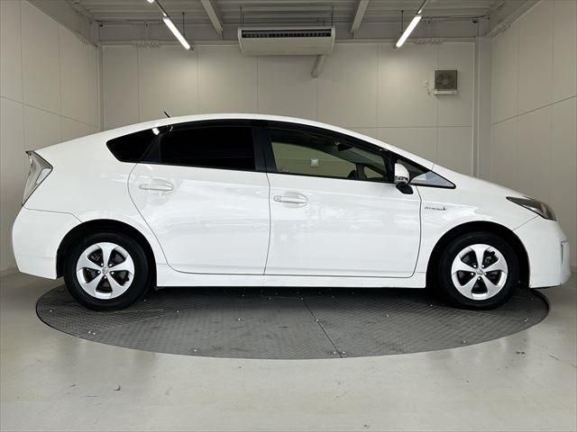 Toyota PRIUS 2012-05 11303-3
