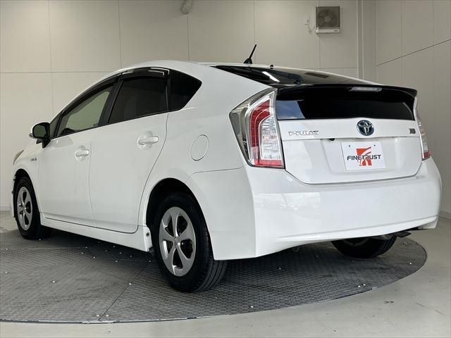 Toyota PRIUS 2012-05 11303-6
