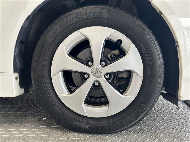 Toyota PRIUS 2012-05 11303-14