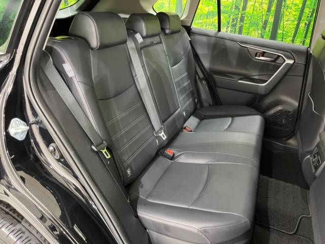 Toyota RAV4 2019-05 17106-9