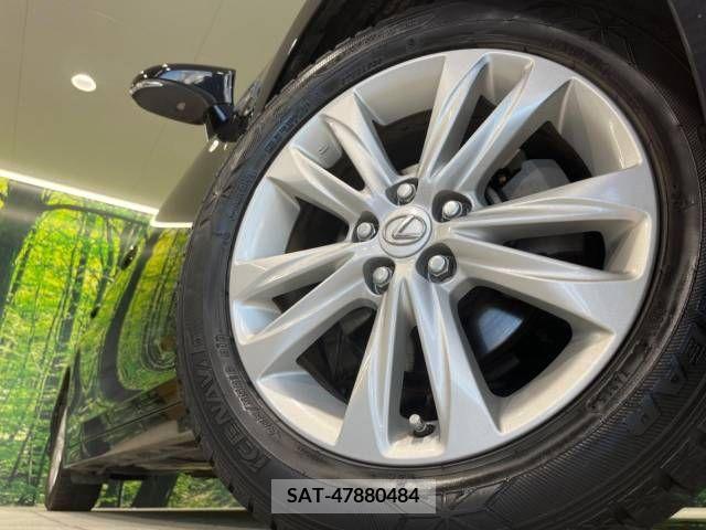 Lexus CT 2011-12 353927-13