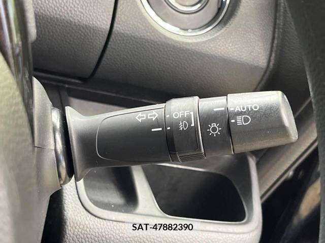 Honda N BOX CUSTOM 2019-03 210420-12