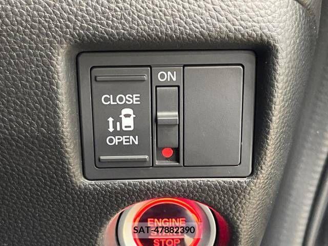 Honda N BOX CUSTOM 2019-03 210420-5