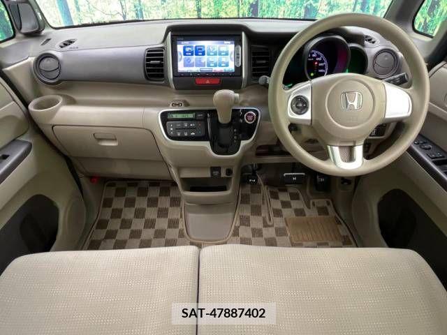 Honda N BOX 2015-04 306584-1