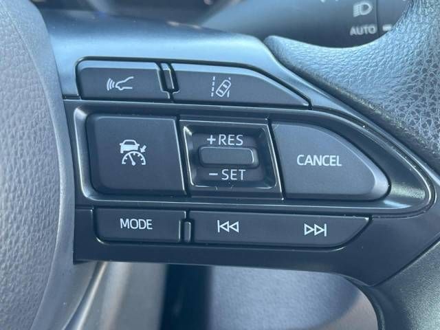 Toyota YARIS CROSS 2023-03 195467-2