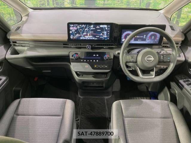 Nissan SERENA 2023-05 218332-1