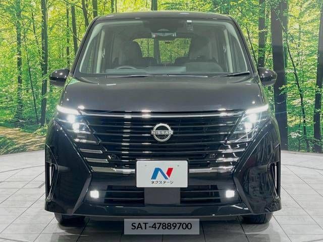 Nissan SERENA 2023-05 218332-14