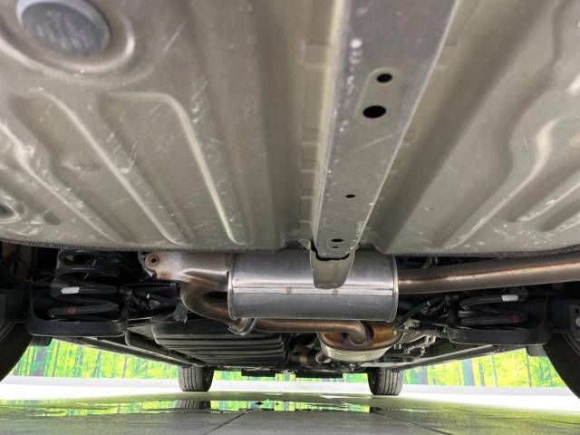 Toyota VOXY 2018-05 13325-19