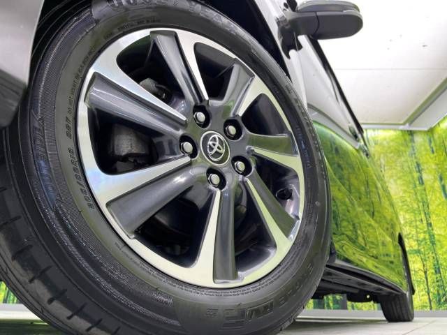 Toyota VOXY 2018-05 13325-14