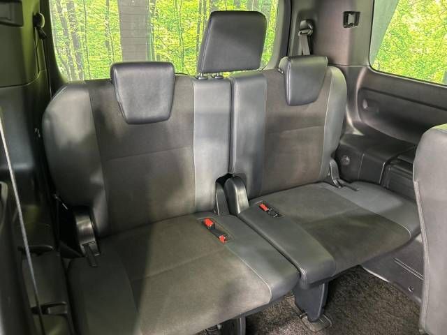 Toyota NOAH 2018-09 19954-9