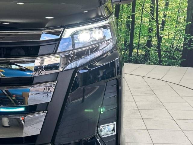 Toyota NOAH 2018-09 19954-12