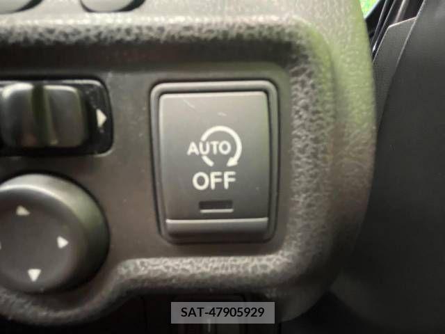 Nissan NOTE 2013-04 256010-5