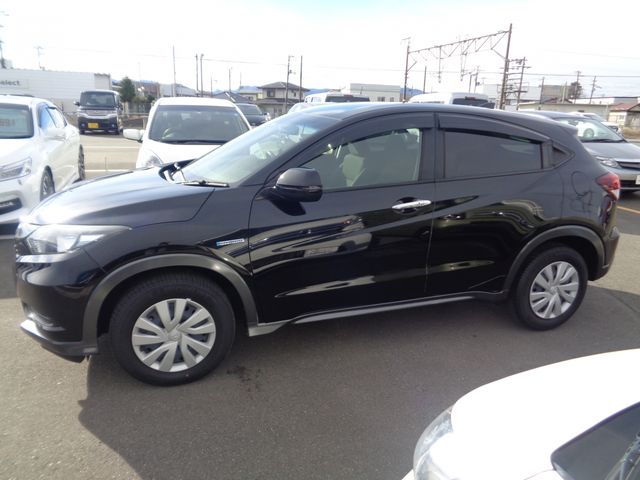 Honda VEZEL 2017-09 390-2
