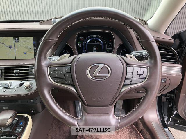 Lexus LS 2017-12 275537-15