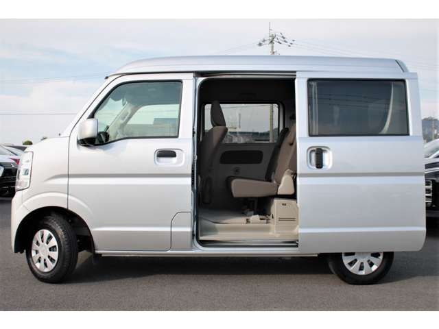 Mitsubishi MINICAB VAN 2022-11 12782-15