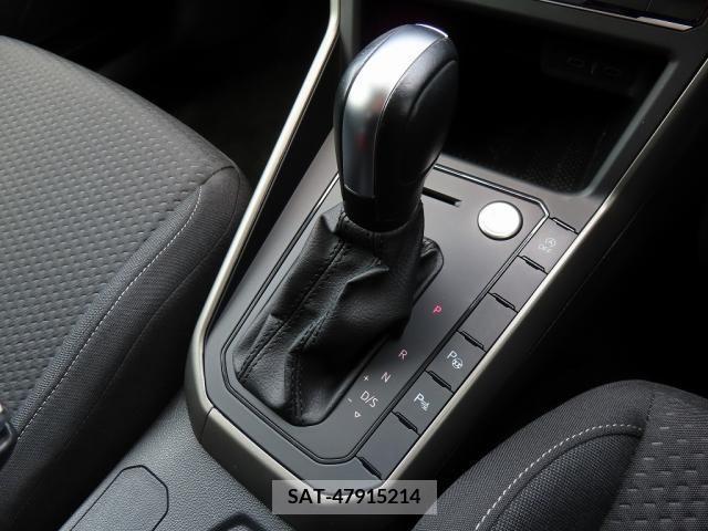VolksWagen POLO 2021-08 330375-19