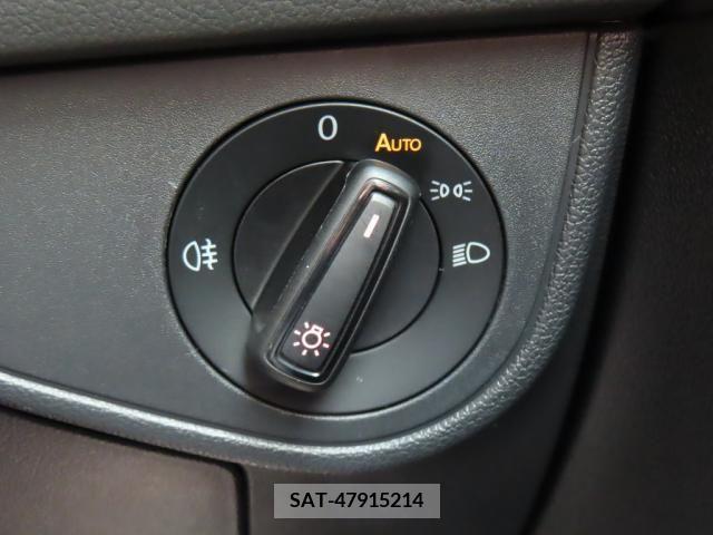 VolksWagen POLO 2021-08 330375-18