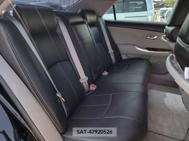 Toyota CROWN SEDAN 2010-12 238387-16