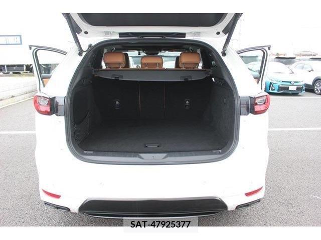 Mazda CX-60 2023-06 333020-17
