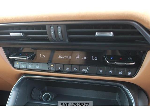 Mazda CX-60 2023-06 333020-4
