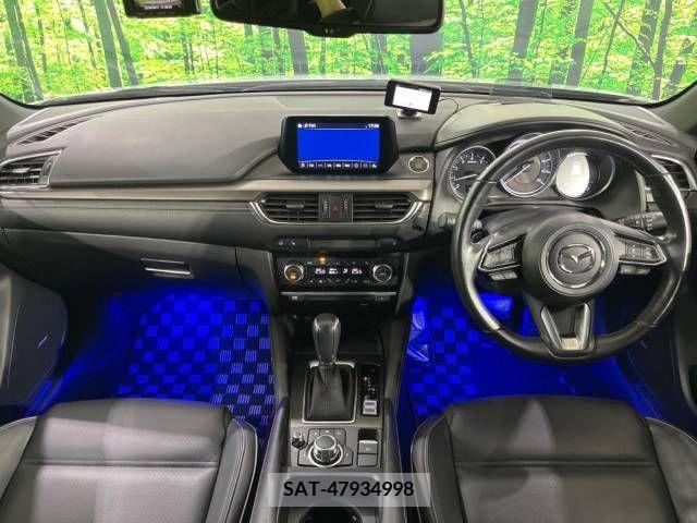 Mazda ATENZA WAGON 2017-07 303755-1