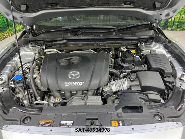 Mazda ATENZA WAGON 2017-07 303755-18