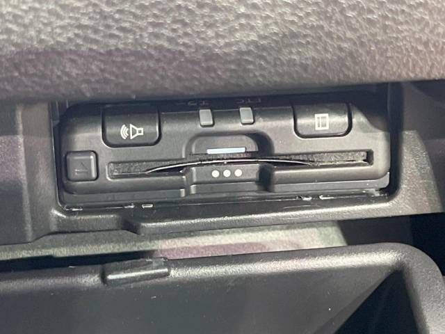 Nissan SERENA 2021-10 191580-7