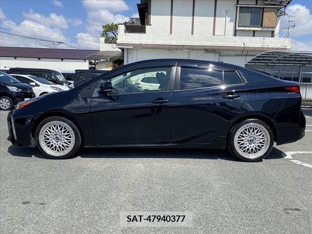 Toyota PRIUS 2021-01 322506-10