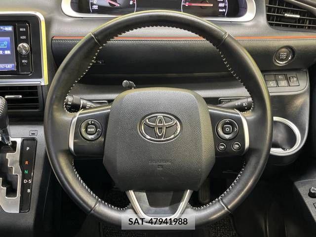 Toyota SIENTA 2017-01 368212-12