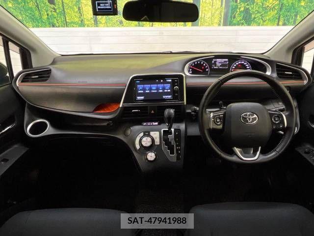 Toyota SIENTA 2017-01 368212-1