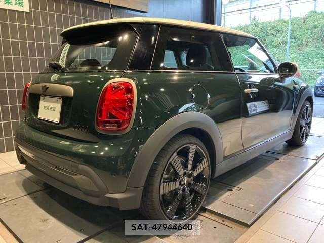 Bmw MINI 2023-01 214326-3