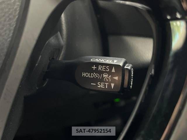 Toyota C-HR 2017-12 265328-5