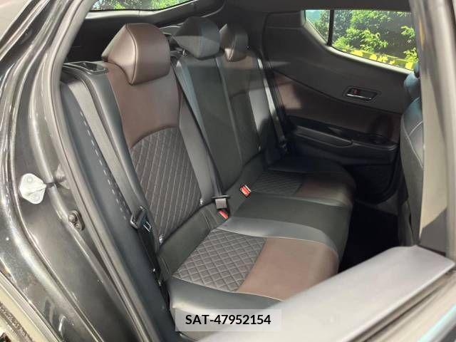 Toyota C-HR 2017-12 265328-9