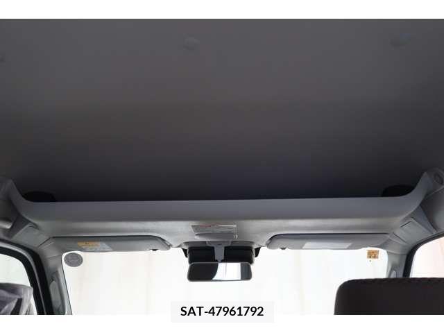 Suzuki EVERY 2023-11 329798-11