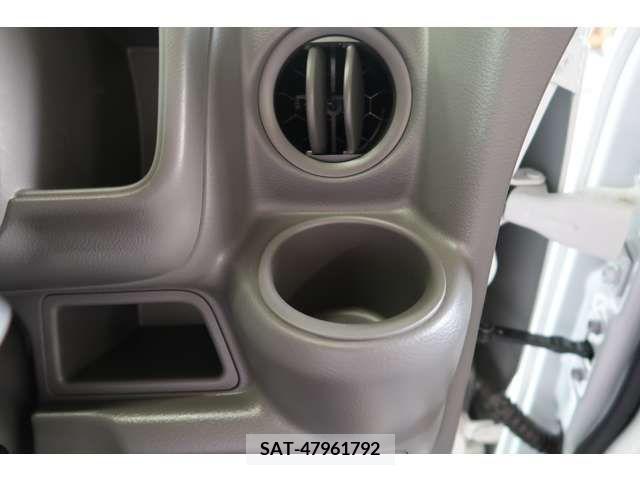 Suzuki EVERY 2023-11 329798-17