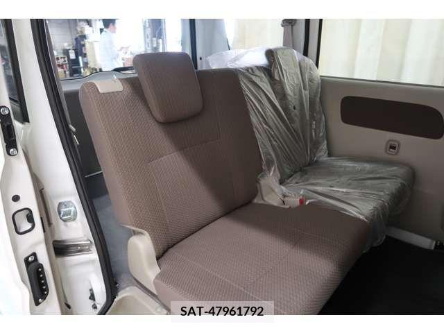 Suzuki EVERY 2023-11 329798-13