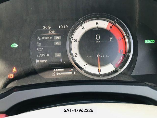 Lexus IS 2022-09 211651-12