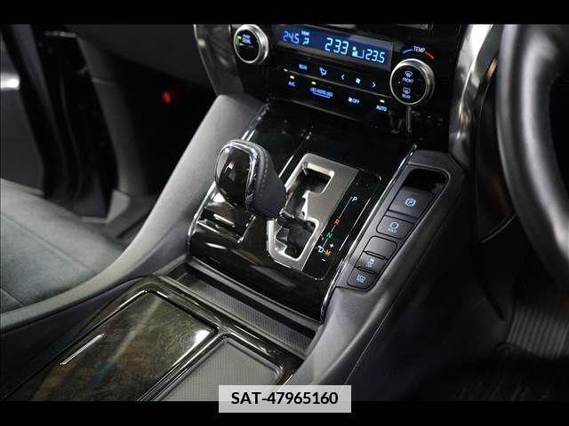 Toyota VELLFIRE 2015-11 385847-11