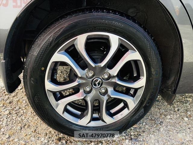 Mazda DEMIO 2018-01 296558-15