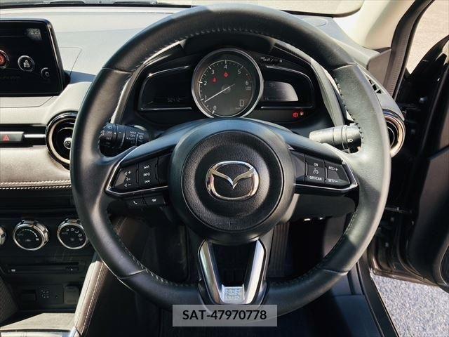 Mazda DEMIO 2018-01 296558-24