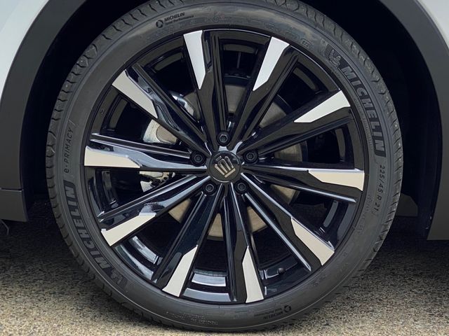 Toyota CROWN 2023-04 4023-27