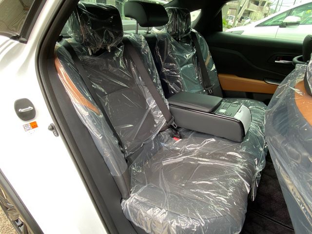 Toyota CROWN 2023-04 4023-19