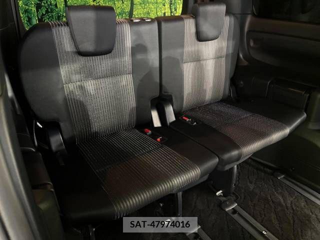 Toyota VOXY 2020-01 370372-10