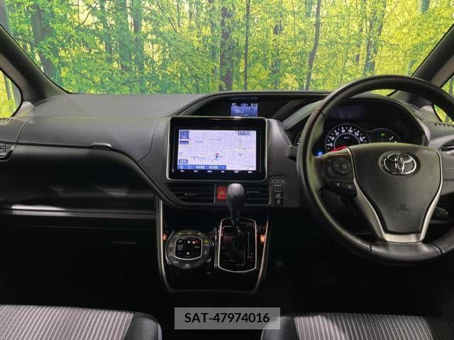 Toyota VOXY 2020-01 370372-1